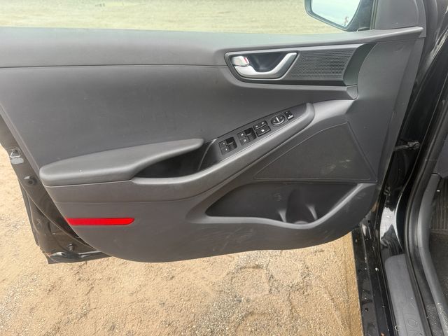 2018 Hyundai IONIQ Hybrid SEL