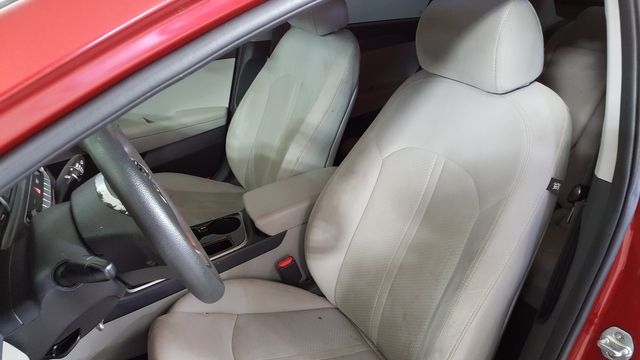 2018 Hyundai SONATA SE | Carrollton, TX | Legend Motorcars of Carrollton