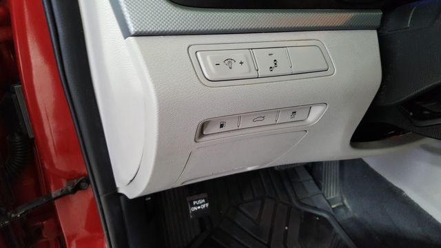 2018 Hyundai SONATA SE | Carrollton, TX | Legend Motorcars of Carrollton