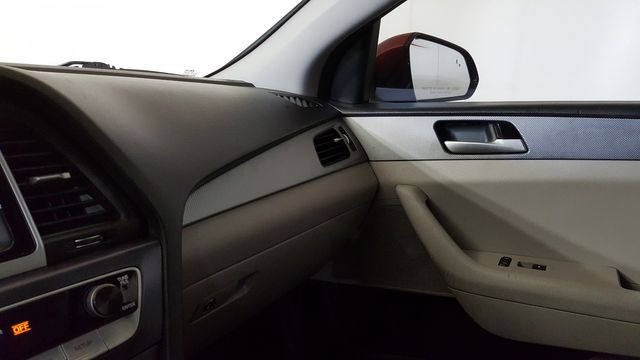 2018 Hyundai SONATA SE | Carrollton, TX | Legend Motorcars of Carrollton