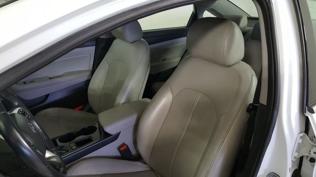 2018 Hyundai SONATA Limited | Carrollton, TX | Legend Motorcars of Carrollton