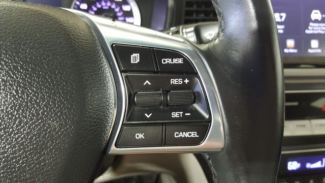 2018 Hyundai SONATA Limited | Carrollton, TX | Legend Motorcars of Carrollton
