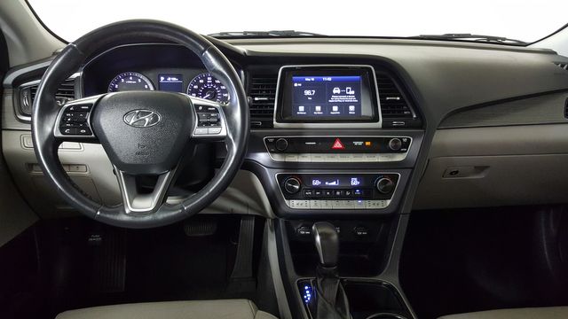 2018 Hyundai SONATA Limited | Carrollton, TX | Legend Motorcars of Carrollton 2018 Hyundai SONATA Limited | Carrollton, TX | Legend Motorcars of Carrollton