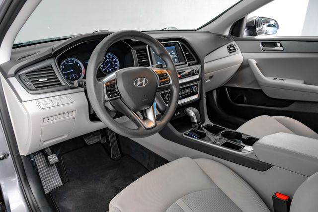 2018 Hyundai SONATA SE DocumentedServiceHistory PerfectCarfax NonSmoke | Dallas, TX | Stevens Motor Company LLC 2018 Hyundai SONATA SE DocumentedServiceHistory PerfectCarfax NonSmoke | Dallas, TX | Stevens Motor Company LLC