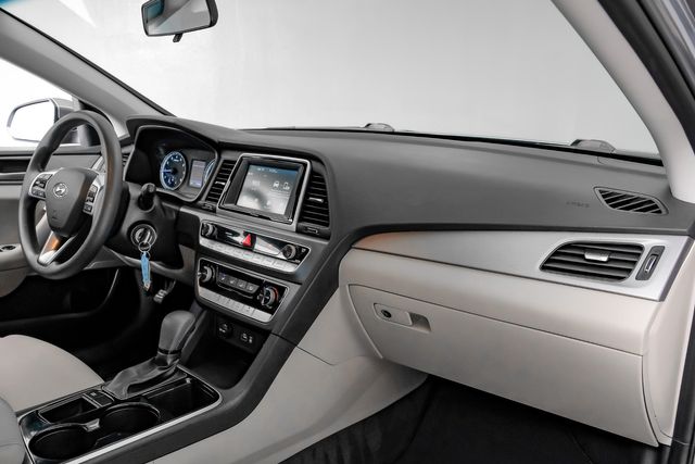 2018 Hyundai SONATA SE DocumentedServiceHistory PerfectCarfax NonSmoke | Dallas, TX | Stevens Motor Company LLC 2018 Hyundai SONATA SE DocumentedServiceHistory PerfectCarfax NonSmoke | Dallas, TX | Stevens Motor Company LLC