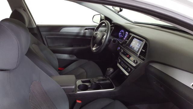 2018 Hyundai SONATA SEL | Garland, TX | Legend Motorcars Feed Account 2018 Hyundai SONATA SEL | Garland, TX | Legend Motorcars Feed Account
