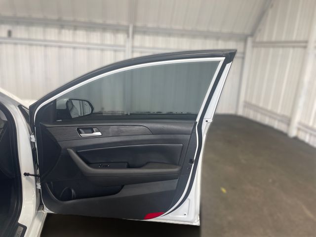 2018 Hyundai SONATA Limited | Houston, TX | Texas Star Motors 2018 Hyundai SONATA Limited | Houston, TX | Texas Star Motors