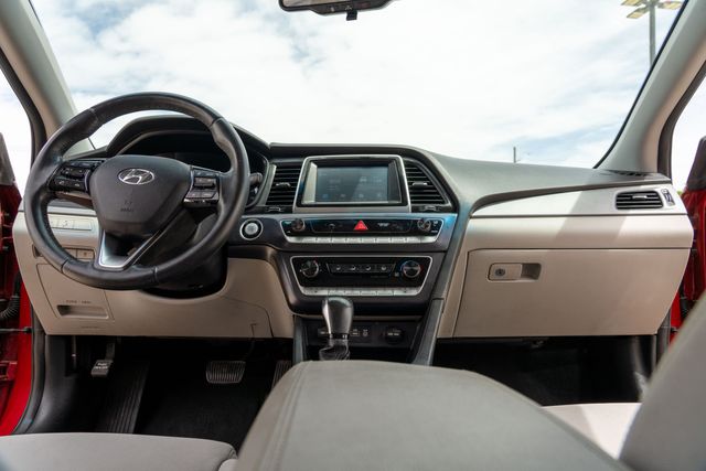 2018 Hyundai Sonata SEL | Lubbock, TX | Adelante Autos 2018 Hyundai Sonata SEL | Lubbock, TX | Adelante Autos