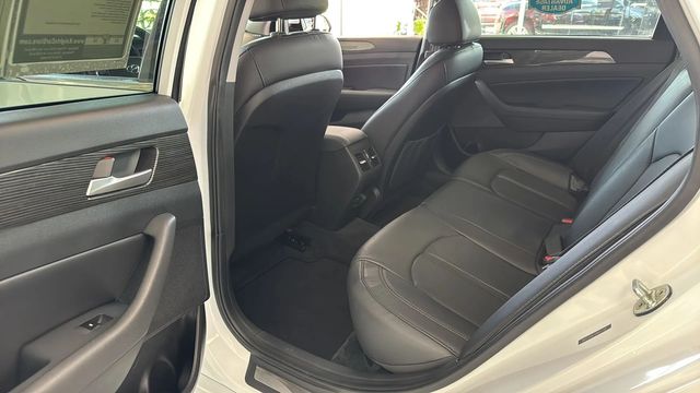 2018 Hyundai SONATA Limited | Rome, GA | Knight's Car Store 2018 Hyundai SONATA Limited | Rome, GA | Knight's Car Store