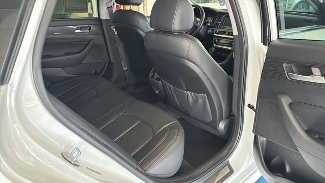 2018 Hyundai SONATA Limited | Rome, GA | Knight's Car Store