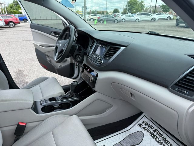 2018 Hyundai TUCSON SE