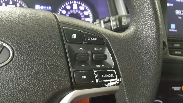 2018 Hyundai TUCSON SEL | Carrollton, TX | Legend Motorcars of Carrollton