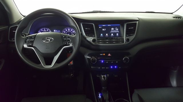 2018 Hyundai TUCSON SEL | Carrollton, TX | Legend Motorcars of Carrollton