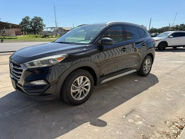 2018 Hyundai TUCSON SE | Devine, Texas | JM Connected Auto Sales