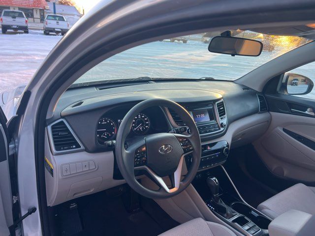 2018 Hyundai TUCSON SE | Dickinson, ND | Heiser Motors