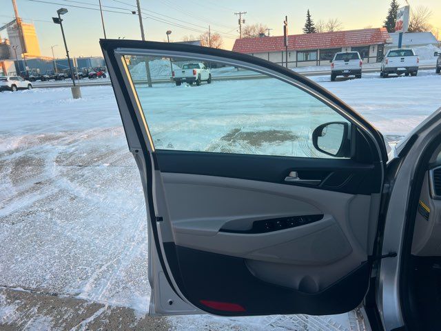 2018 Hyundai TUCSON SE | Dickinson, ND | Heiser Motors 2018 Hyundai TUCSON SE | Dickinson, ND | Heiser Motors