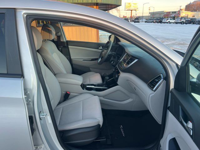 2018 Hyundai TUCSON SE | Dickinson, ND | Heiser Motors