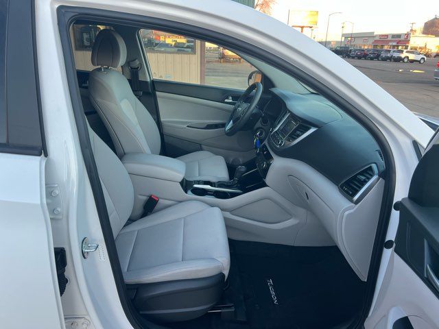 2018 Hyundai TUCSON SE | Dickinson, ND | Heiser Motors