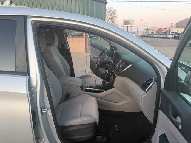 2018 Hyundai TUCSON SE ONLY 55,000 Miles | Dickinson, ND | Heiser Motors 2018 Hyundai TUCSON SE ONLY 55,000 Miles | Dickinson, ND | Heiser Motors