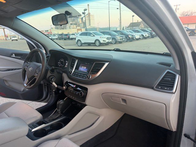 2018 Hyundai TUCSON SE ONLY 55,000 Miles | Dickinson, ND | Heiser Motors 2018 Hyundai TUCSON SE ONLY 55,000 Miles | Dickinson, ND | Heiser Motors
