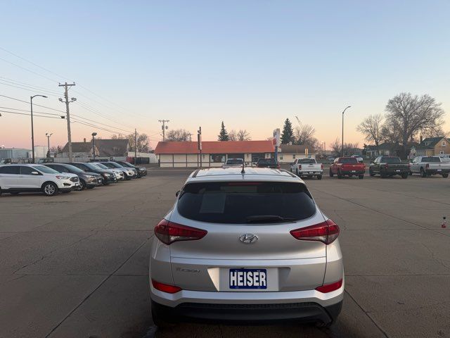 2018 Hyundai TUCSON SE ONLY 55,000 Miles | Dickinson, ND | Heiser Motors 2018 Hyundai TUCSON SE ONLY 55,000 Miles | Dickinson, ND | Heiser Motors