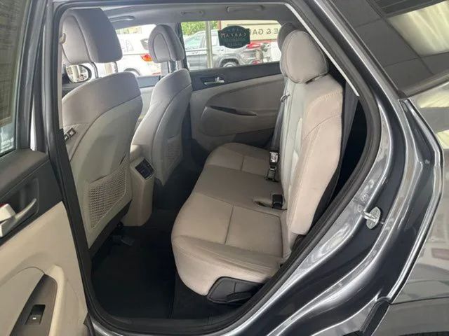 2018 Hyundai TUCSON Value Sport Utility 4D | Rome, GA | Knight's Car Store 2018 Hyundai TUCSON Value Sport Utility 4D | Rome, GA | Knight's Car Store