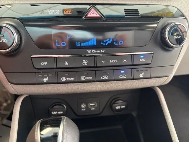 2018 Hyundai TUCSON Value Sport Utility 4D | Rome, GA | Knight's Car Store 2018 Hyundai TUCSON Value Sport Utility 4D | Rome, GA | Knight's Car Store