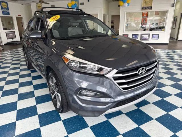 2018 Hyundai TUCSON Value Sport Utility 4D | Rome, GA | Knight's Car Store 2018 Hyundai TUCSON Value Sport Utility 4D | Rome, GA | Knight's Car Store