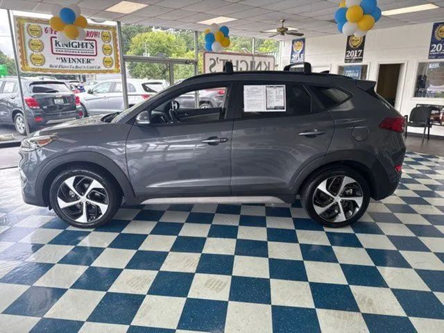 2018 Hyundai TUCSON Value Sport Utility 4D | Rome, GA | Knight's Car Store 2018 Hyundai TUCSON Value Sport Utility 4D | Rome, GA | Knight's Car Store