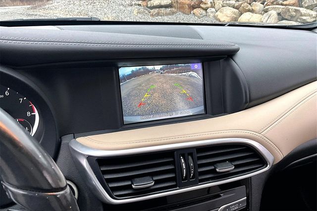 2018 INFINITI QX30 Luxury