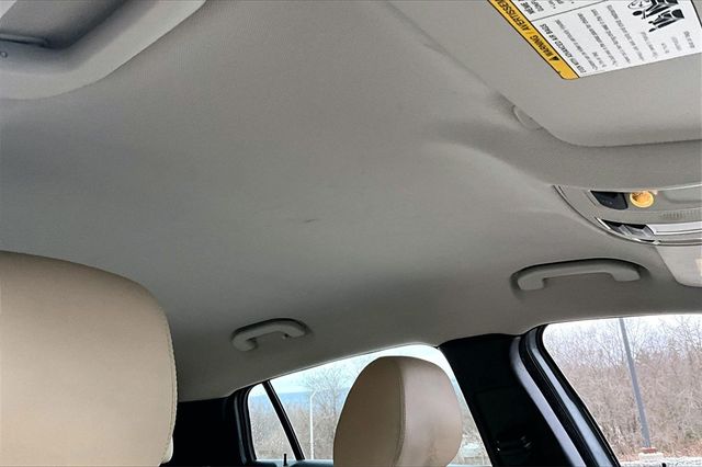 2018 INFINITI QX30 Luxury