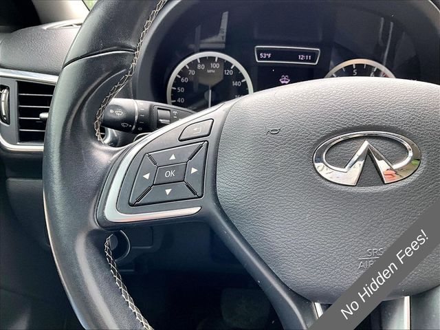 2018 INFINITI QX30 Luxury