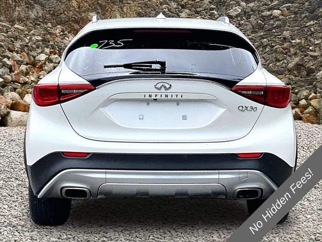 2018 INFINITI QX30 Luxury