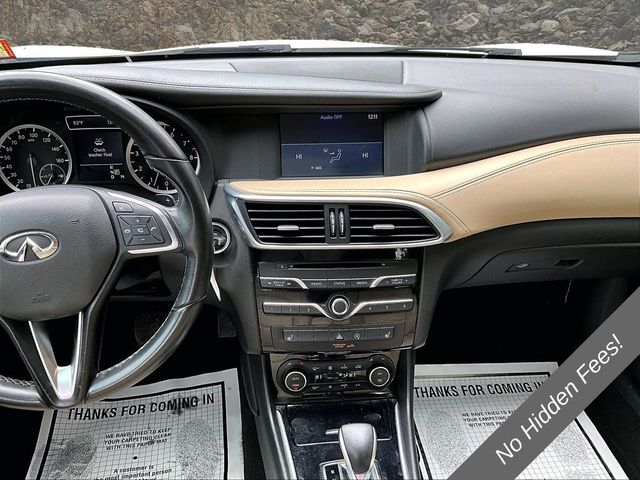 2018 INFINITI QX30 Luxury
