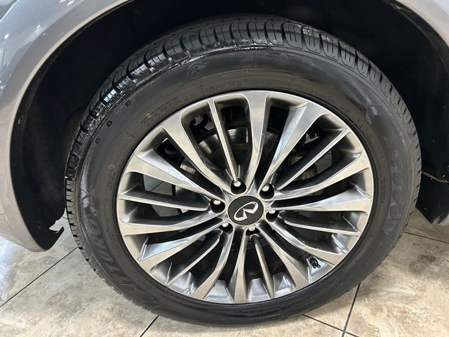 2018 INFINITI QX80 Base