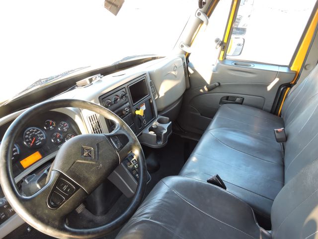 2018 International 4300 CDL Box Truck 