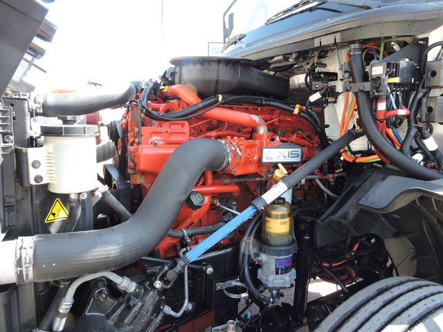 2018 International LT625 Daycab