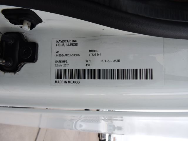 2018 International LT625 Daycab