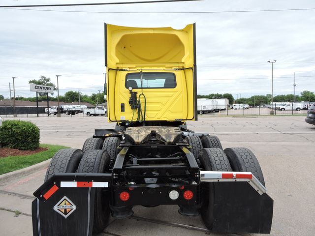 2018 International RH613 Daycab
