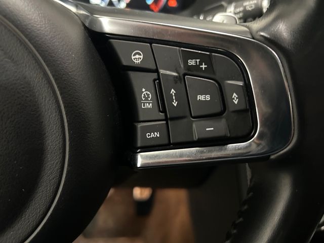 2018 Jaguar F-PACE S