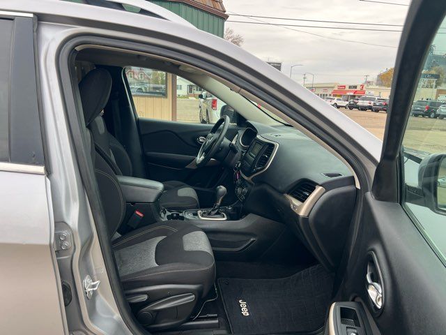 2018 Jeep Cherokee Latitude | Dickinson, ND | Heiser Motors 2018 Jeep Cherokee Latitude | Dickinson, ND | Heiser Motors