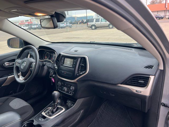 2018 Jeep Cherokee Latitude | Dickinson, ND | Heiser Motors 2018 Jeep Cherokee Latitude | Dickinson, ND | Heiser Motors