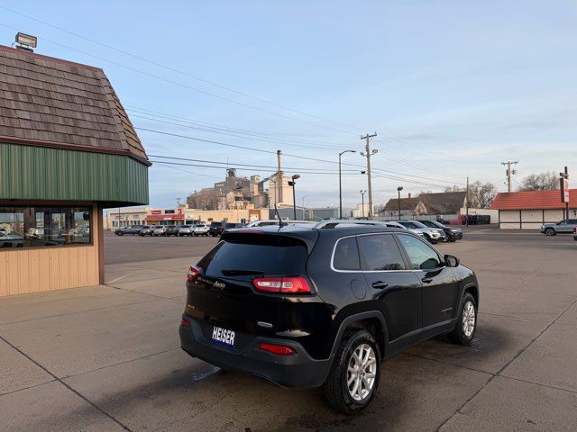 2018 Jeep Cherokee Latitude ONLY 70,000 Miles | Dickinson, ND | Heiser Motors 2018 Jeep Cherokee Latitude ONLY 70,000 Miles | Dickinson, ND | Heiser Motors