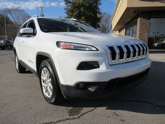 2018 Jeep Cherokee Latitude | Jefferson City, TN | Farris Motor Company in Jefferson City, TN 37760