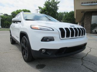 2018 Jeep Cherokee Limited | Jefferson City, TN | Farris Motor Company in Jefferson City, TN 37760