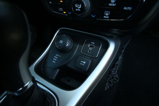 2018 Jeep Compass Latitude 4x4 | San Antonio, TX | R&L Certified Auto Group 2018 Jeep Compass Latitude 4x4 | San Antonio, TX | R&L Certified Auto Group