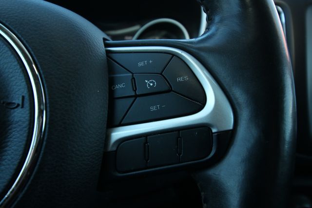 2018 Jeep Compass Latitude 4x4 | San Antonio, TX | R&L Certified Auto Group 2018 Jeep Compass Latitude 4x4 | San Antonio, TX | R&L Certified Auto Group