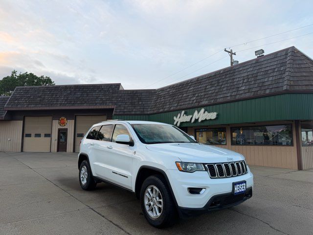 2018 Jeep Grand Cherokee Laredo ONLY 47,000 Miles | Dickinson, ND | Heiser Motors