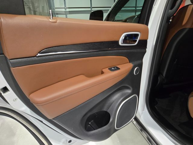 2018 Jeep Grand Cherokee Summit | Lake Forest IL | Executive Motor Carz 2018 Jeep Grand Cherokee Summit | Lake Forest IL | Executive Motor Carz