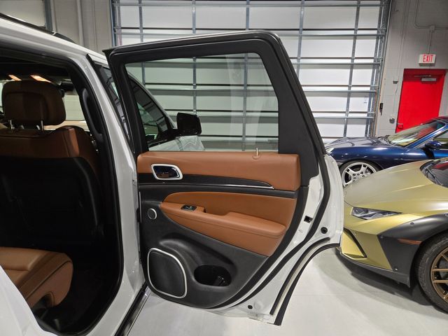 2018 Jeep Grand Cherokee Summit | Lake Forest IL | Executive Motor Carz 2018 Jeep Grand Cherokee Summit | Lake Forest IL | Executive Motor Carz